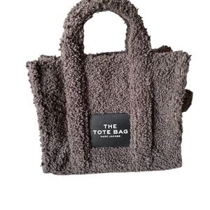 Marc Jacobs Textured Gray Handbag